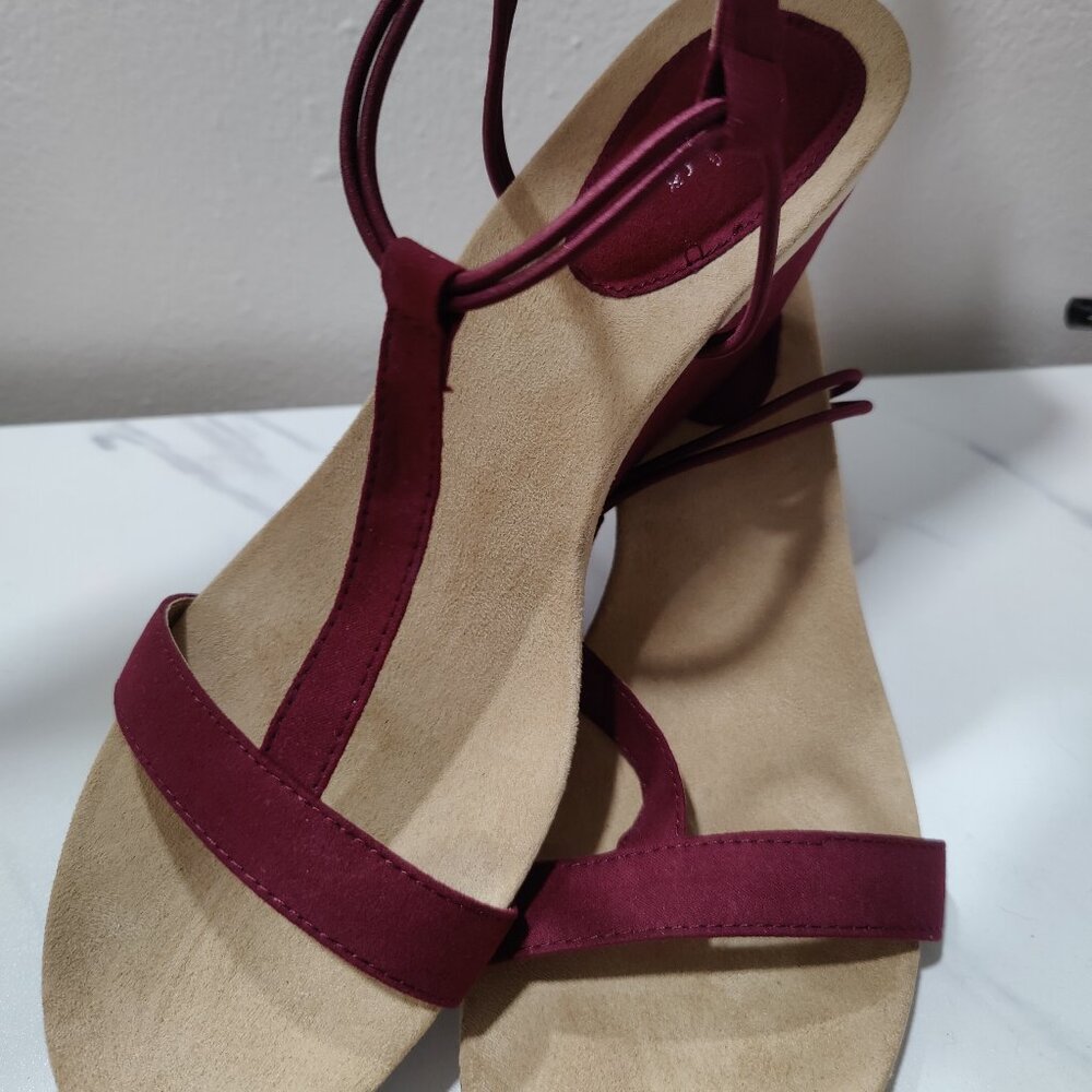 Style & Co Burgundy wedges